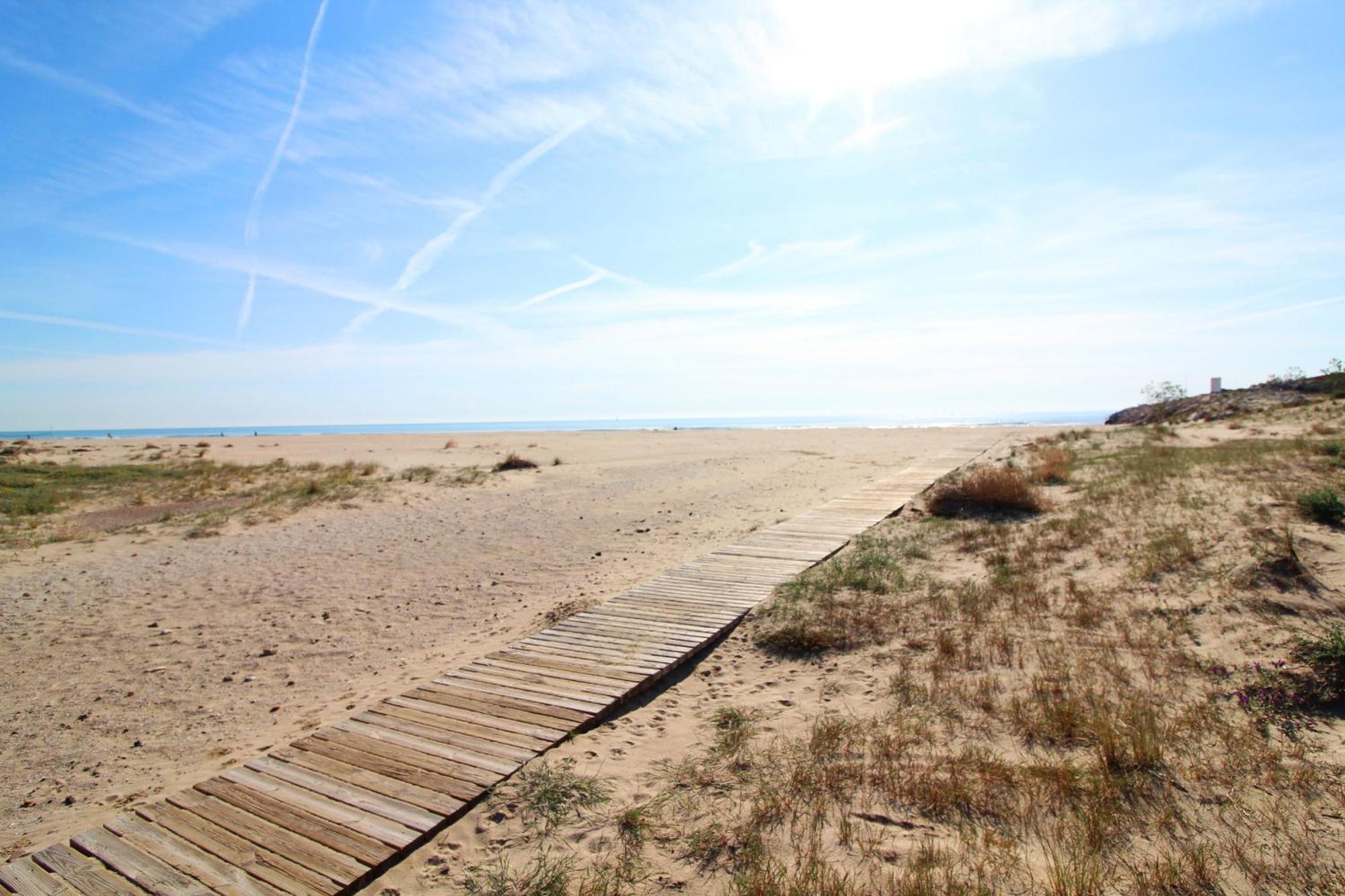 Global Properties, Bonito Apartamento En Puerto Sagunto Para Parejas Exterior photo